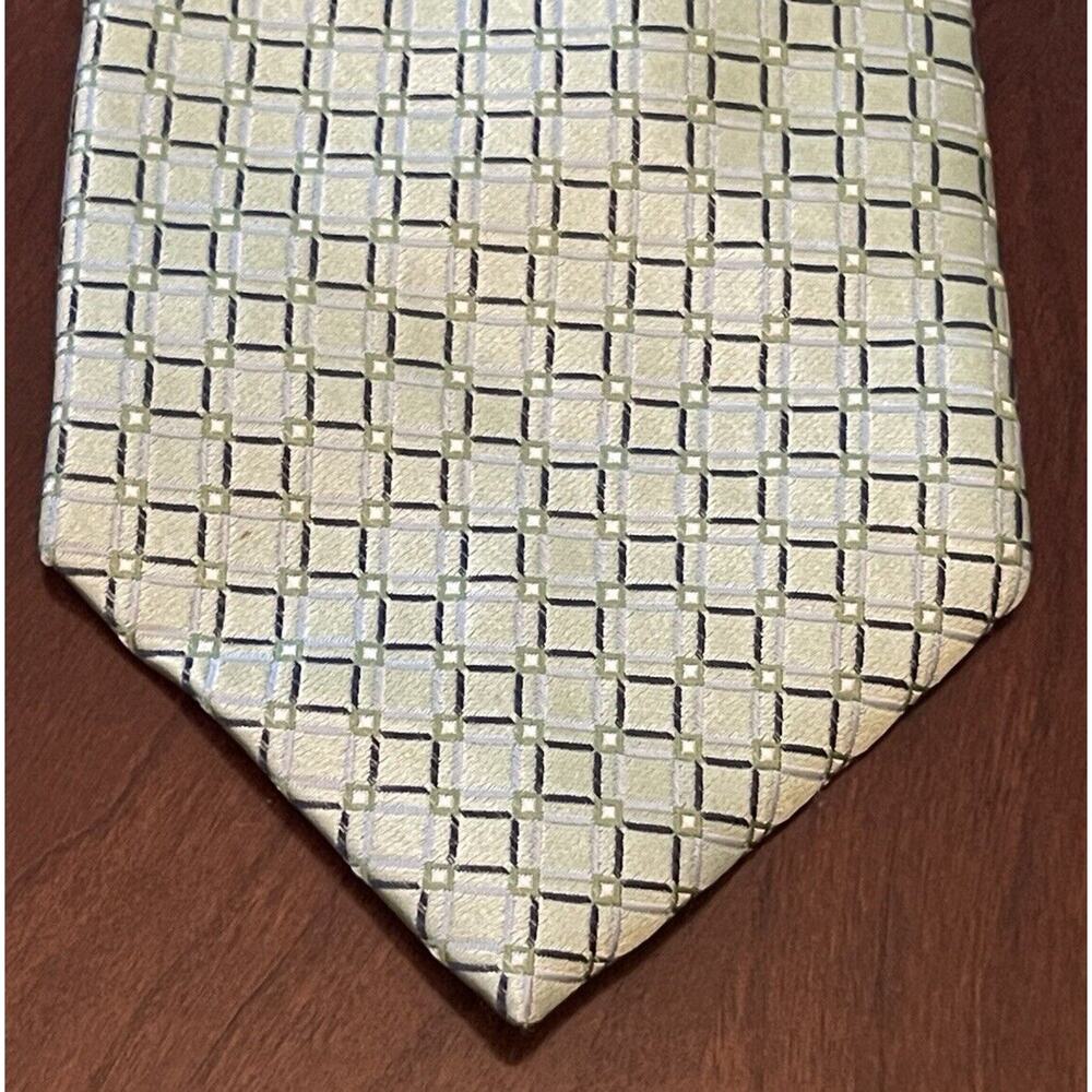Izod Green 100% Silk Men’s Neck Tie Made In China